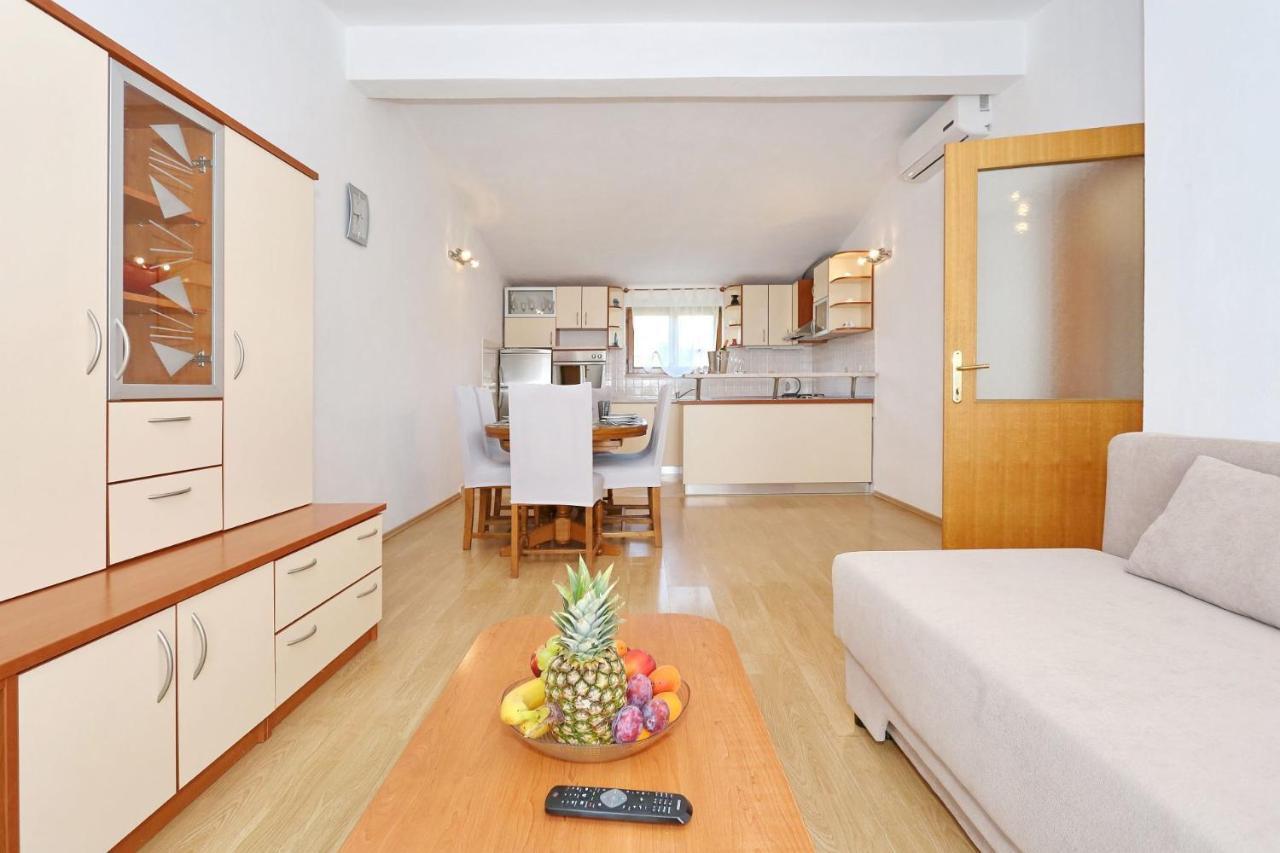 Apartments Goran Vir Eksteriør bilde